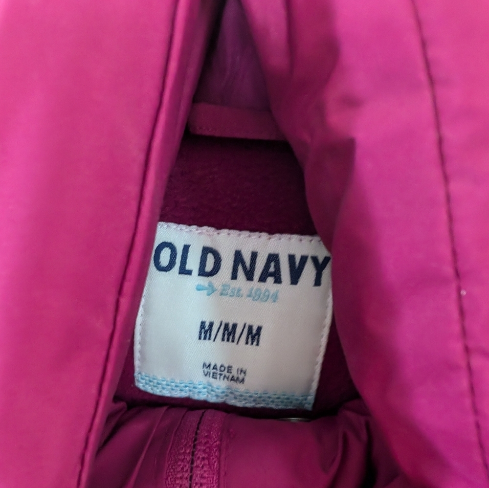 NWT OLD NAVY Puffer Vest - Picture 5 of 7